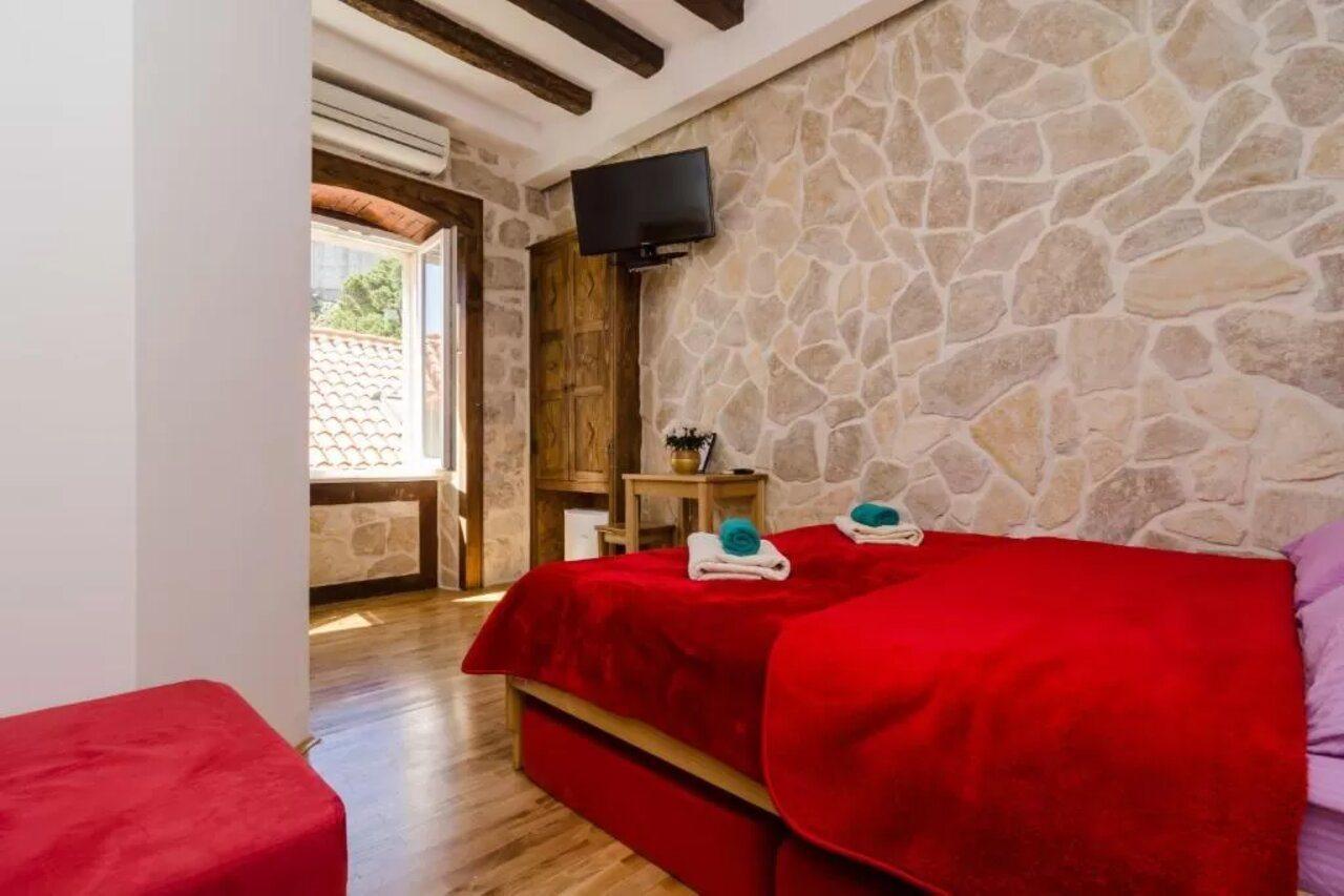 Eddie's Sea View Old Town Gostinjska kuća 3*