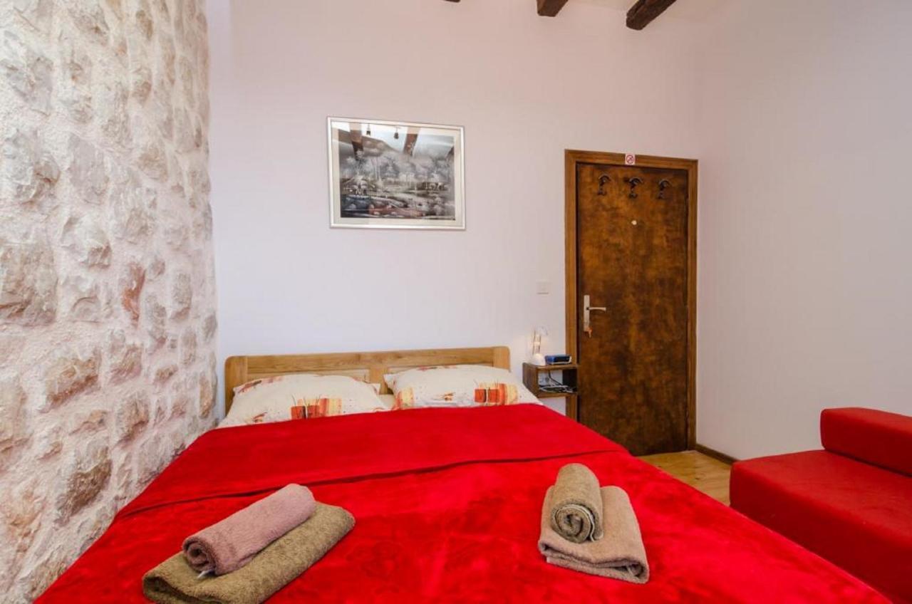 Gostinjska kuća Eddie's Sea View Old Town