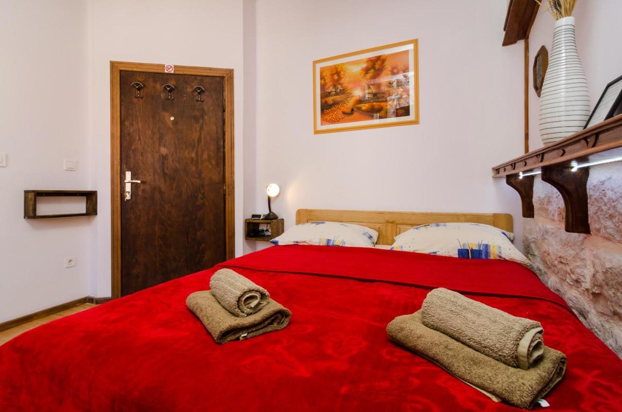 Gostinjska kuća Eddie's Sea View Old Town 3*