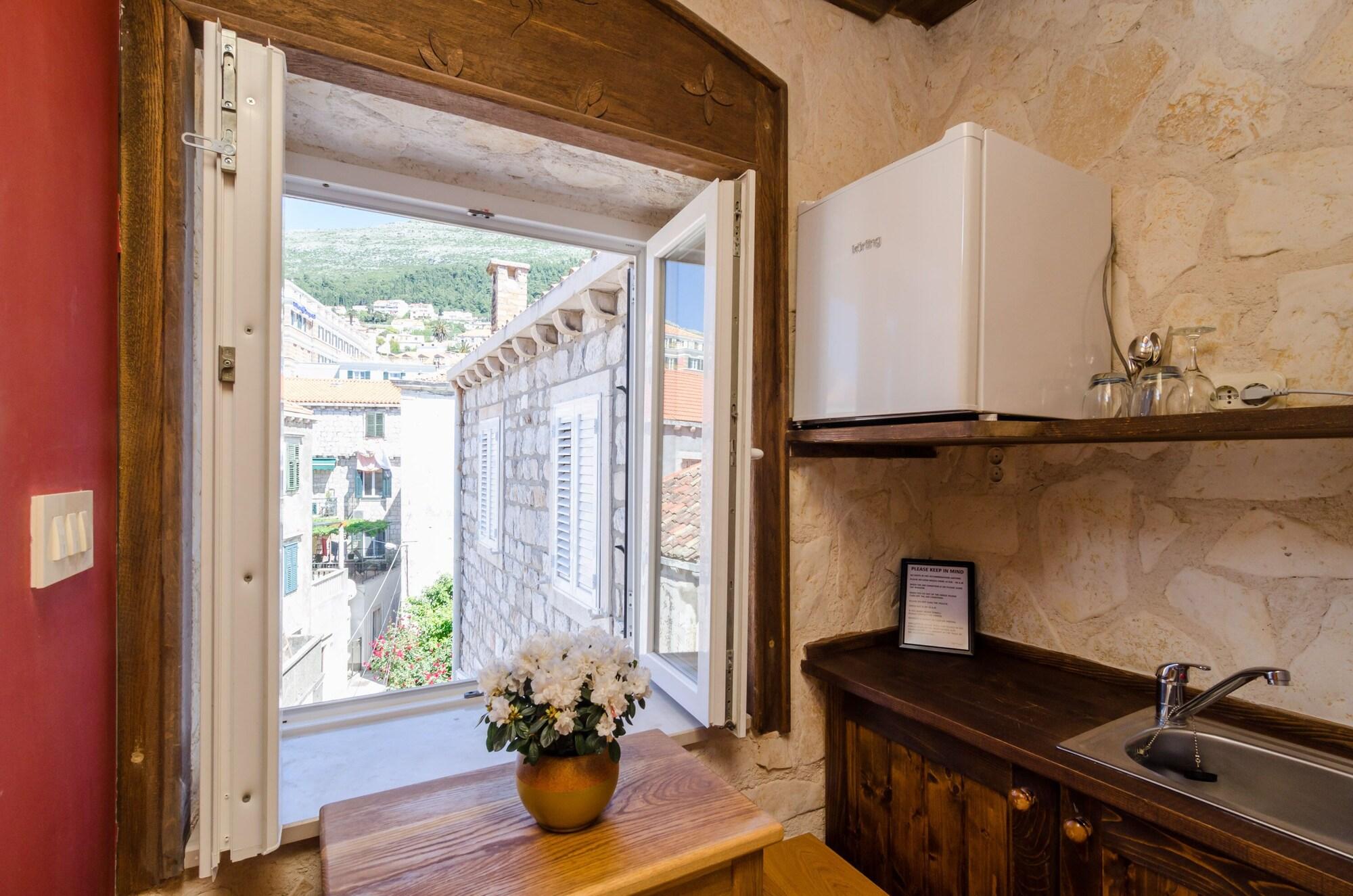 Eddie's Sea View Old Town Gostinjska kuća